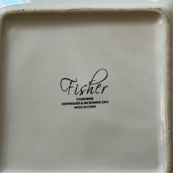 Set Of 4 Fisher Stoneware Dishes With Elephant Design 6x6 Inches - Picture 4 of 6